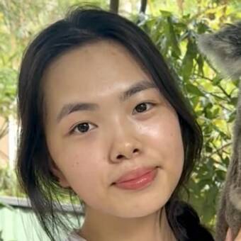 Amee, nail technician at HiQ Nails & Spa